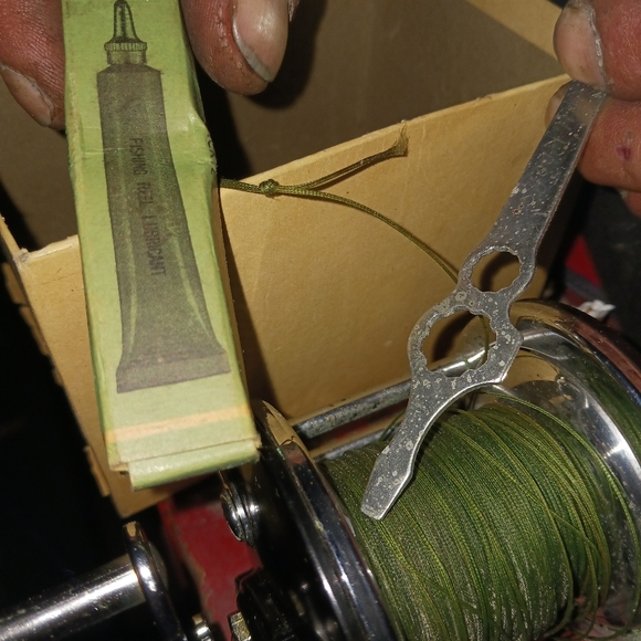 Vintage Penn 65 with box - Picture 7 of 10